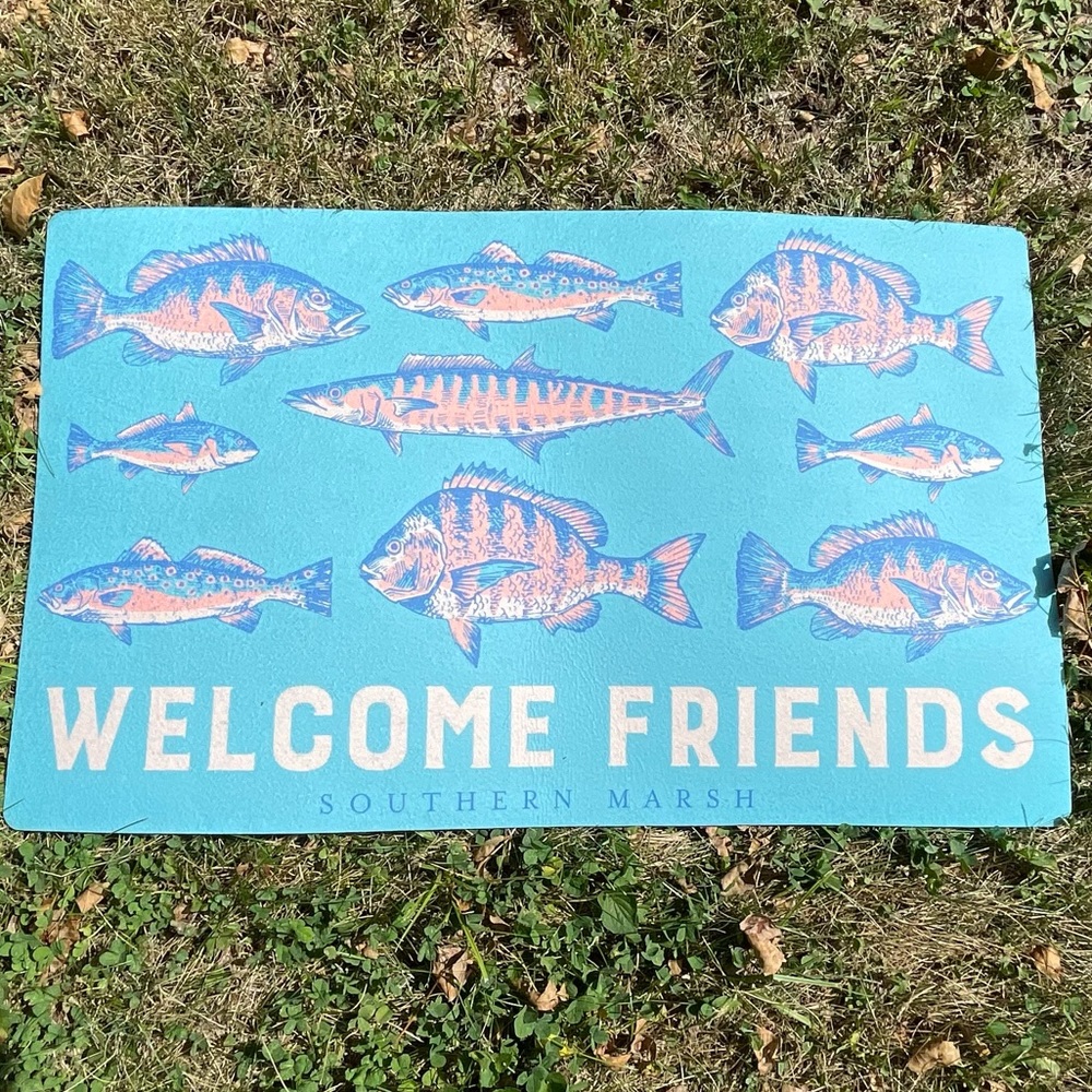 BRAND NEW SOUTHERN MARSH FISH WELCOME FRIENDS DOORMAT FOR ENTRYWAY/PATIO/DECK!